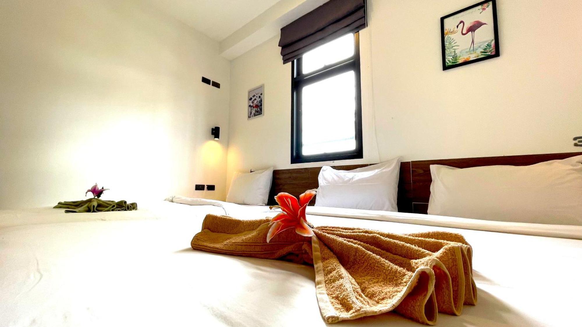 Rockstar Beach Apartments Bang Rak Beach  Extérieur photo