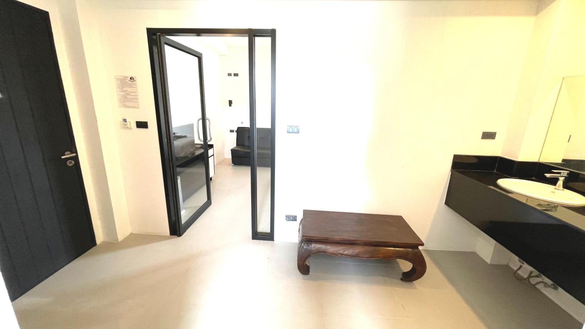Rockstar Beach Apartments Bang Rak Beach  Extérieur photo