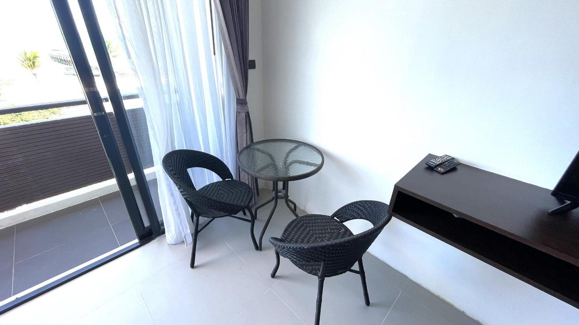 Rockstar Beach Apartments Bang Rak Beach  Chambre photo